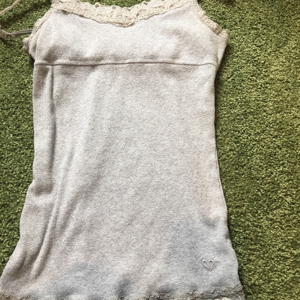 Gray tank top